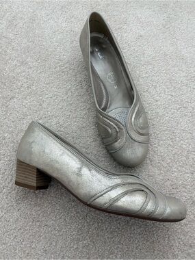 Ara Silver Leather Comfort Low Heels